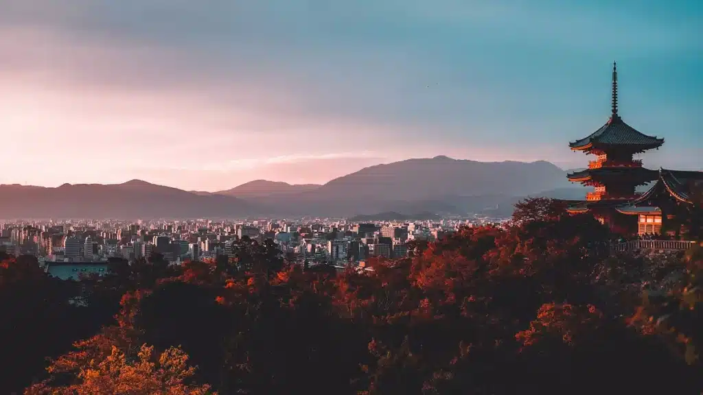 Una ciudad japonesa contrata seguridad para frenar el caos turístico tras una tragedia image 1200x675 cmsv2 6d6fe2d0 d596 5985 9487 66bb701f0e8a 9017994 2