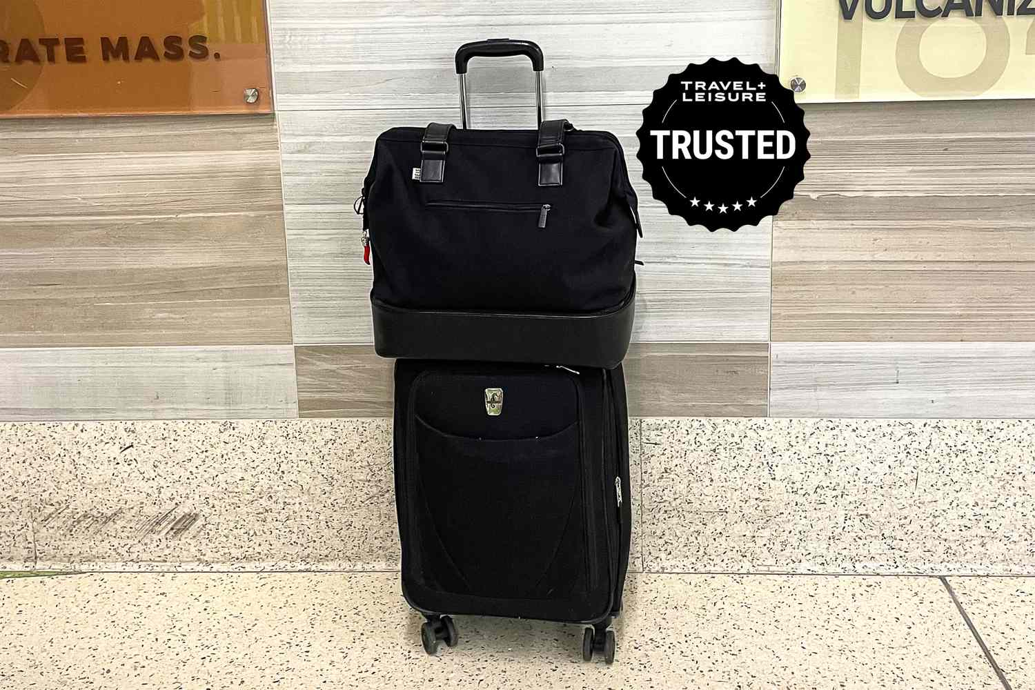 Evita-tarifas-de-equipaje-con-este-bolso-weekender-espacioso-intriper.jpg