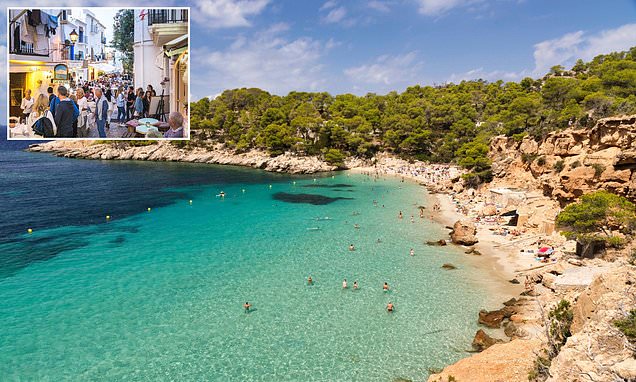 Ibiza-implementa-nueva-medida-para-frenar-el-turismo-excesivo-intriper.jpg