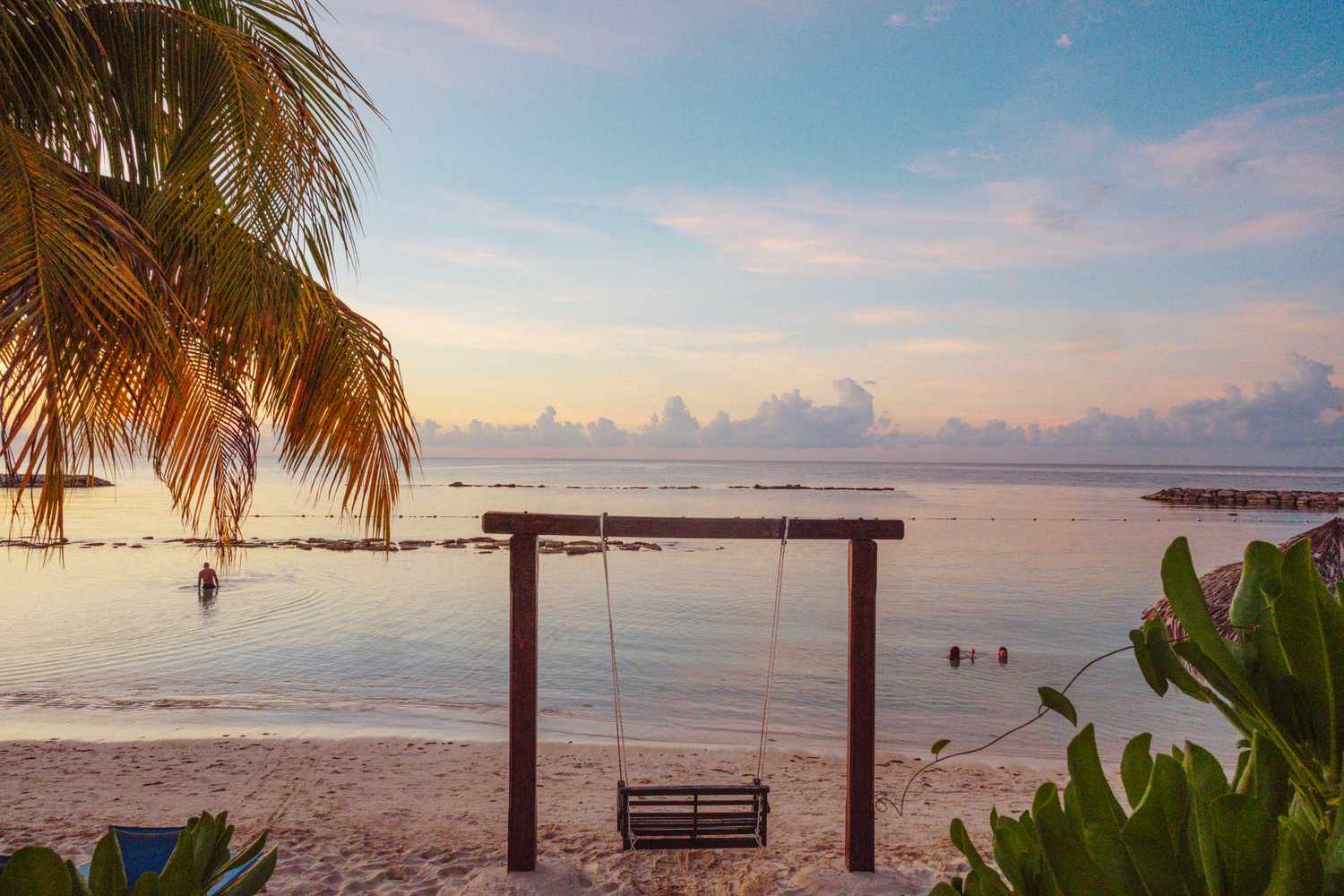 Jamaica-playas-paradisiacas-resorts-all-inclusive-y-cuna-del-reggae-intriper.jpg