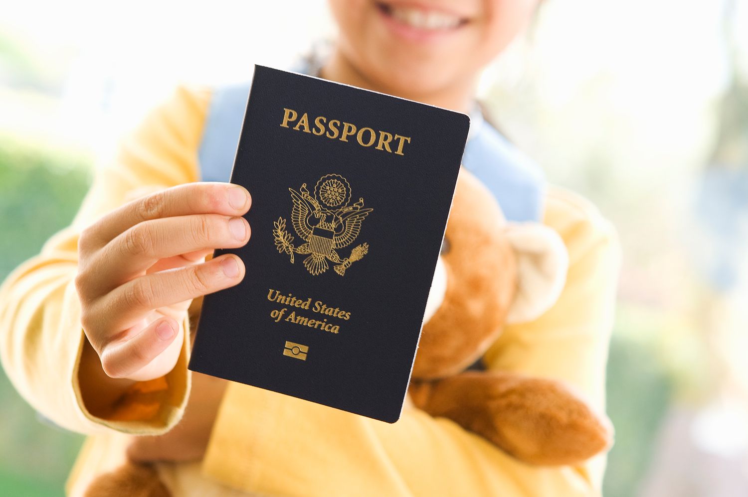Pasaportes-para-ninos-duracion-vencimiento-y-consejos-para-viajar-intriper.jpg