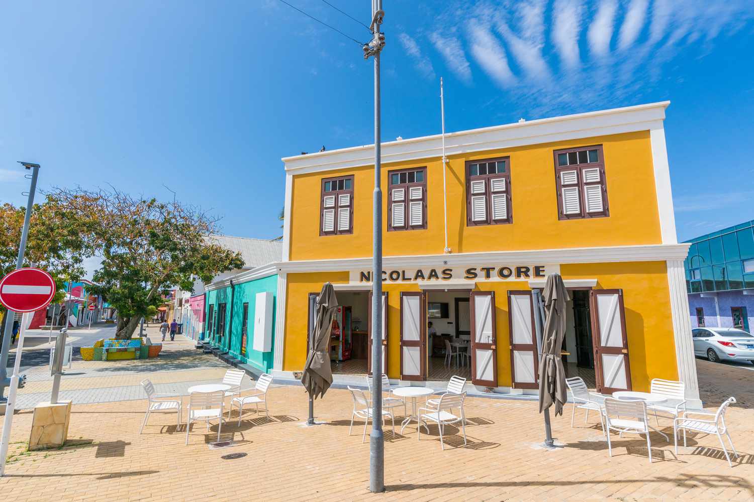 San-Nicolas-en-Aruba-el-nuevo-destino-caribeno-de-arte-y-cultura-intriper.jpg