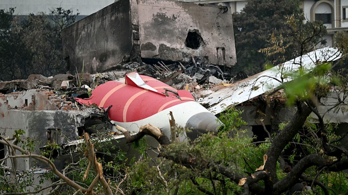Second-Black-Box-Found-in-Air-India-Crash-Investigation-intriper.jpg