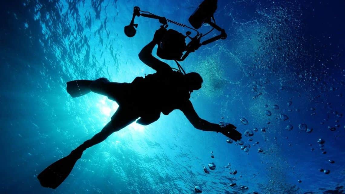 por-que-se-oscurecen-los-oceanos-2037201