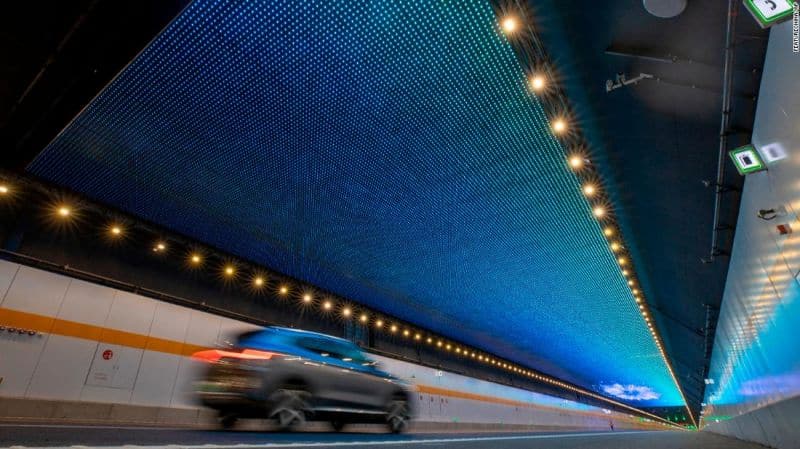 image cnne 1131451 220103223520 china taihu tunnel inside super tease