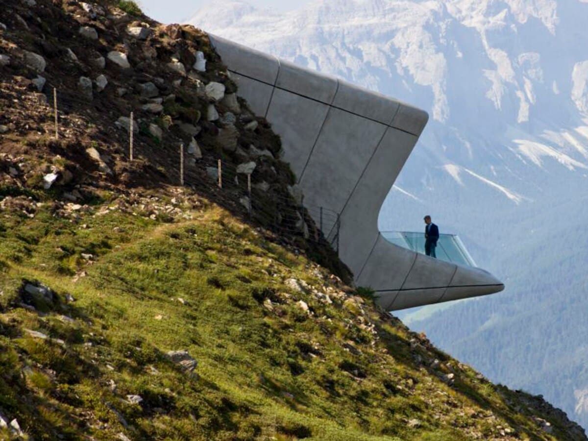 YKB46ZCZWRBTTICC47YQXVU5OA