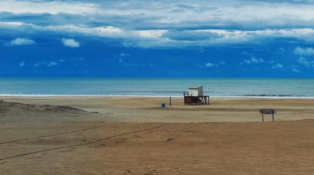 Escándalo en la costa: una mujer arrojó su propio dedo al mar como ofrenda Umbanda en Mar de las Pampas image 1zqfFpLQ 1