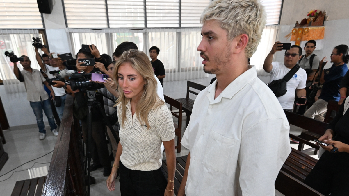 Bonnie-Blue-es-expulsada-de-Bali-y-enfrenta-multa-o-carcel-intriper.png Bonnie-Blue-es-expulsada-de-Bali-y-enfrenta-multa-o-carcel-intriper.png