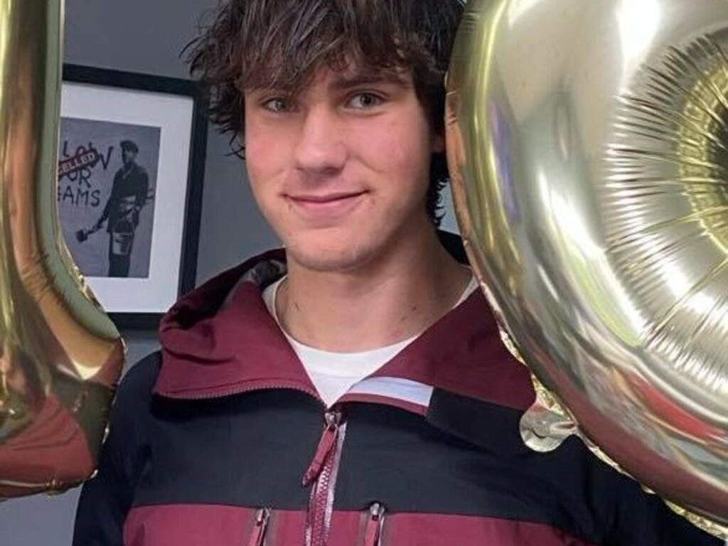 image un estudiante desaparecio durante una excursion cerca de castillo de bran la fortaleza conocida por la leyenda de dracula 1024x768 1