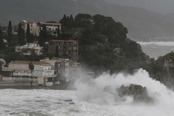 image ciclon harry italia