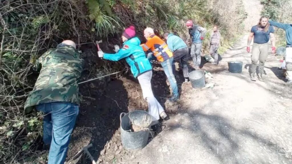 Descubren un castillo del siglo VIII que permaneció oculto bajo una colina durante siglos image CCSSZD44XZECJLWKDLGY5ZHCII 1
