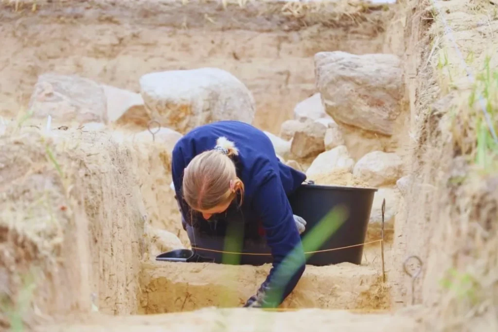 Creíamos que las pirámides eran exclusivas de Egipto, pero un hallazgo en Europa obliga a reescribir la historia image Diseno sin titulo 35 11