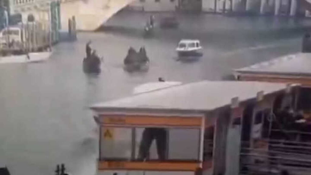 Venecia: una lancha fuera de control chocó contra dos góndolas y un edificio histórico image pzmv6zvx 1920