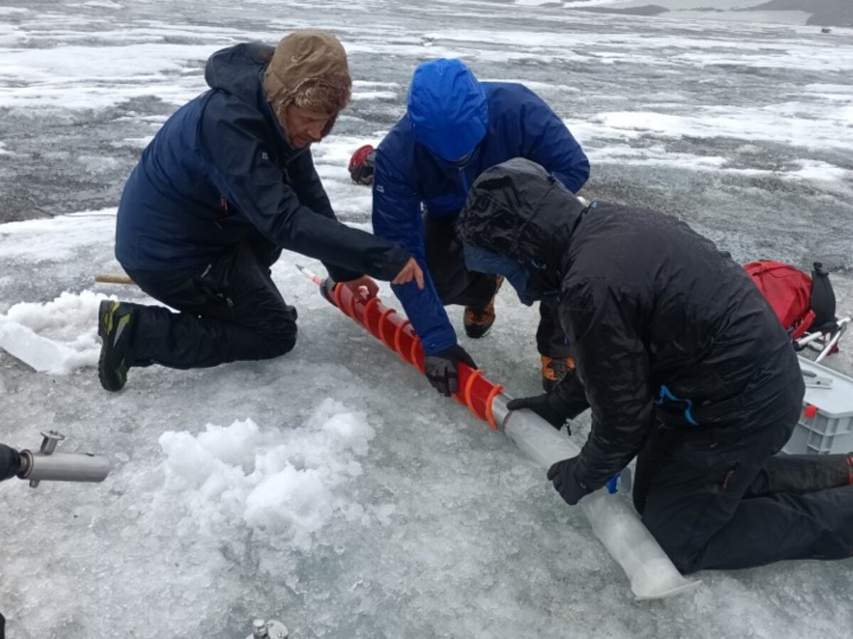 3KWMEWYZUZGG5PE2CAKAV4VN3E