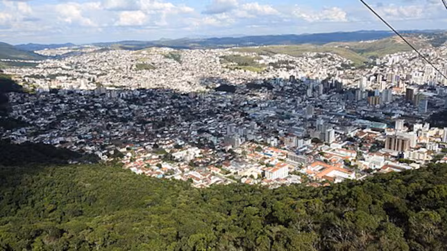 EAXVZINEIBEA7D7LUYFUUZWULM