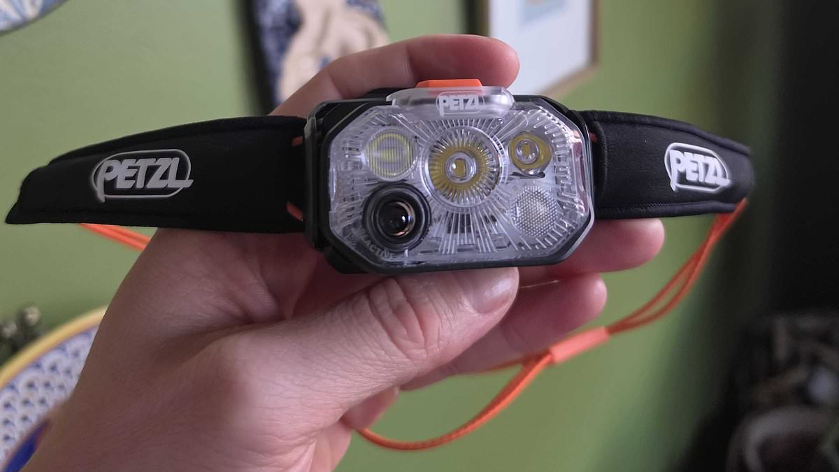 Las-mejores-linternas-frontales-para-acampar-senderismo-y-correr-intriper.jpg