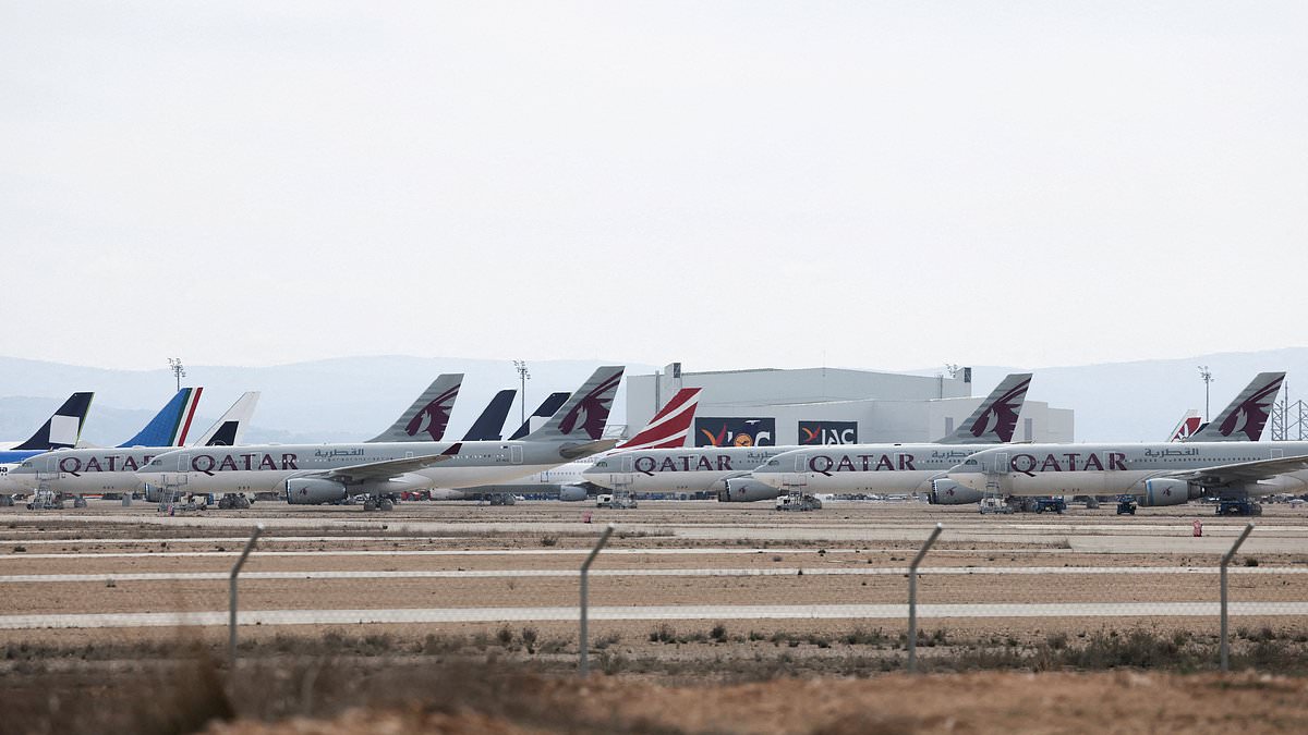Qatar-almacena-aviones-en-parque-de-ocio-lejos-del-Medio-Oriente-intriper.jpg