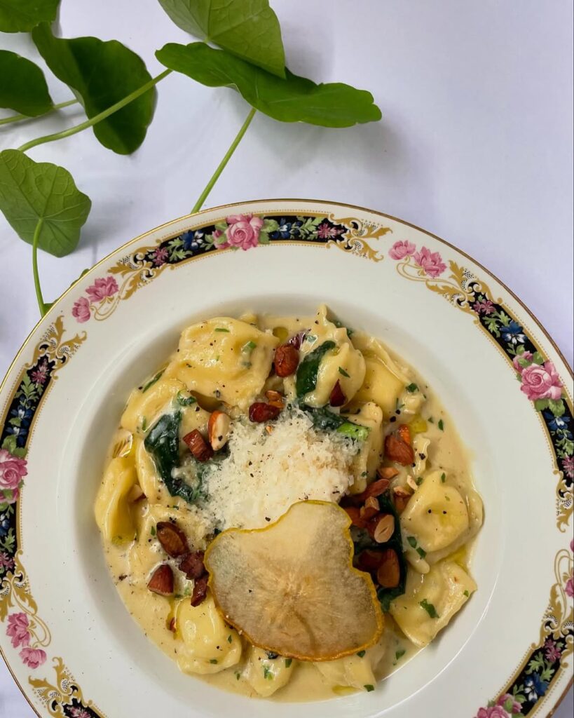 Buenos Aires 2026: entre galpones con fuego y la alta cocina coreana, una nueva escena gastronómica se escribe barrio por barrio image STA ❤️ Muchas gracias a todos los que disfrutan esto con nosotros. Los amamos fuerte aguante Sa 3