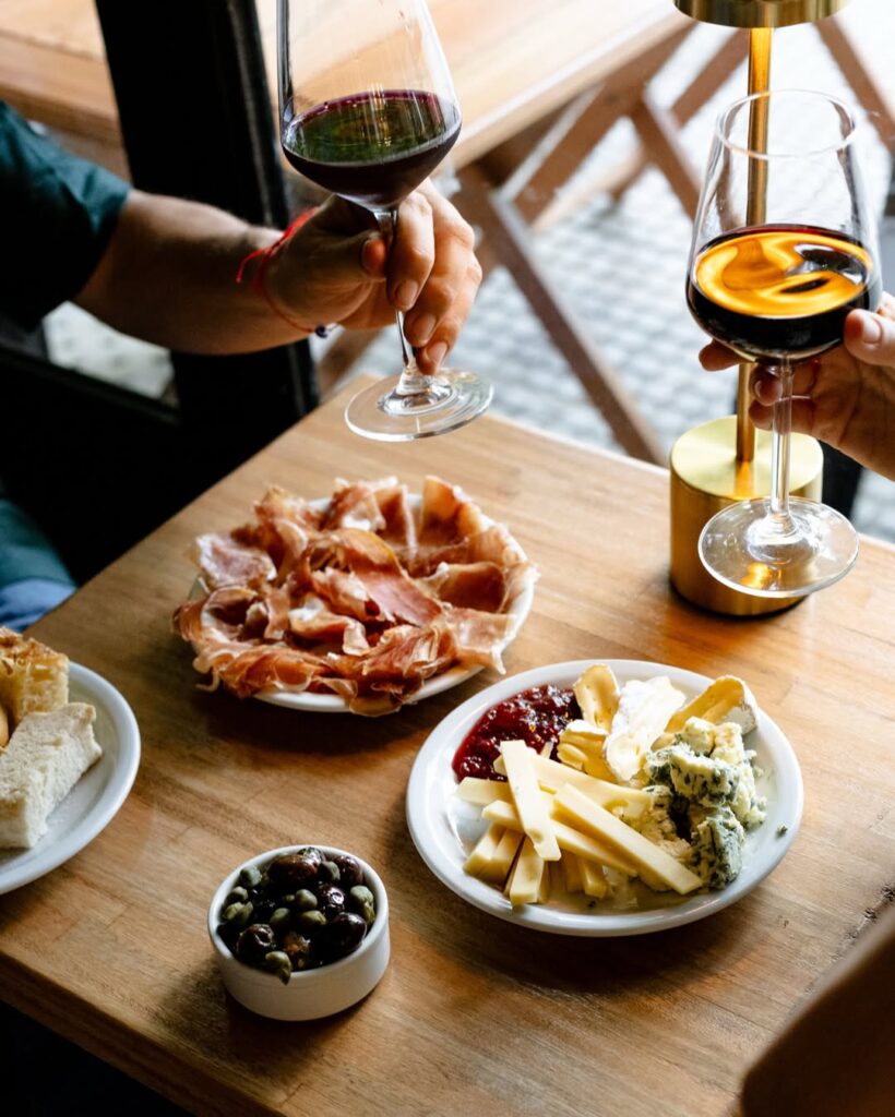 Buenos Aires 2026: entre galpones con fuego y la alta cocina coreana, una nueva escena gastronómica se escribe barrio por barrio image SaveClip.App 591167597 17879265273430090 2987607960493759936 n