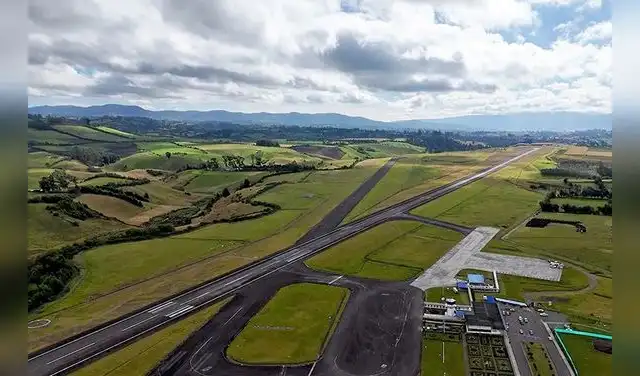 image 69ea402fd7afebf2a5046a2e