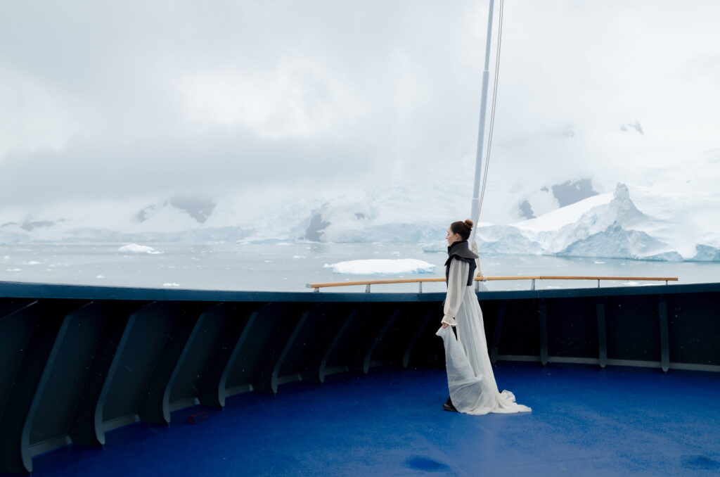 image Ana Clara Ojeda Tello cantante lirica antartida