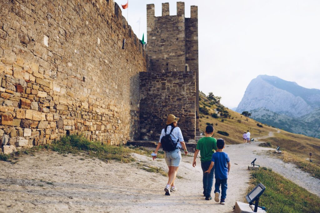 image Dormir en castillos scaled 1