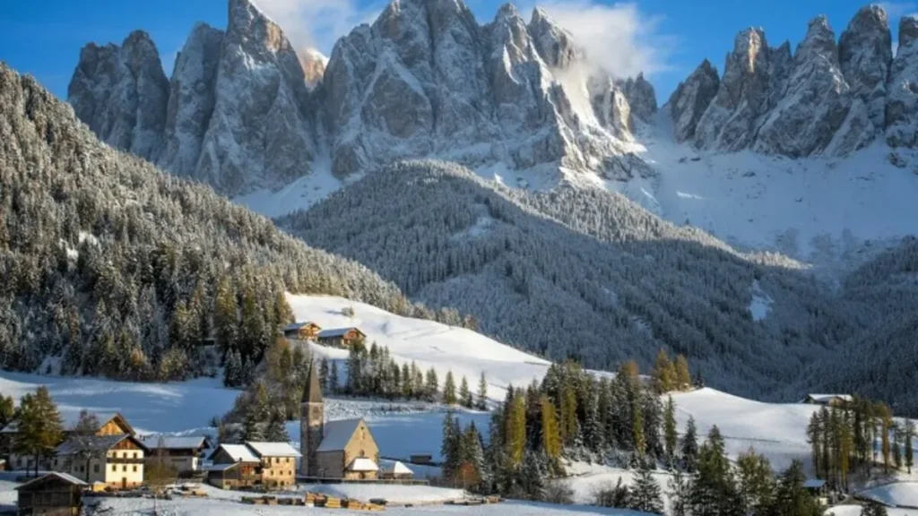 Buscan voluntarios para vivir un mes gratis en los Alpes y pagarles por participar de un experimento científico image alpes 1