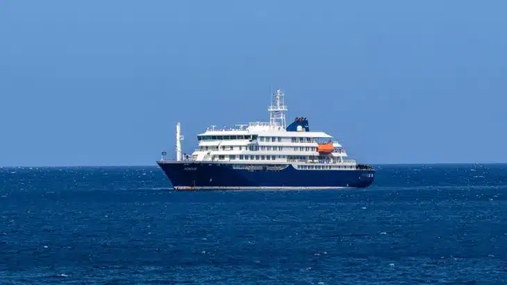Hospitalizan en Suiza a un pasajero del crucero MV Hondius por hantavirus Andes image crucero hantavirus