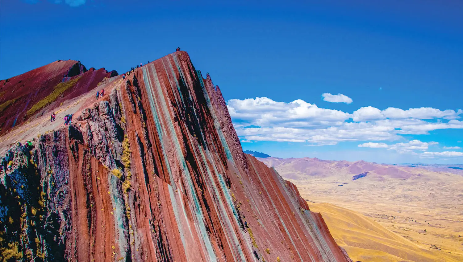 pallay-punchu-mountain-peru