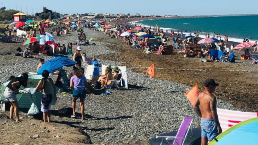 Una playa patagónica podría convertirse en la más austral del mundo con “Bandera Azul” image playa union avanza con monitoreos y mejoras de 7VE33VJA45EPLDMY5LWFWPS66A