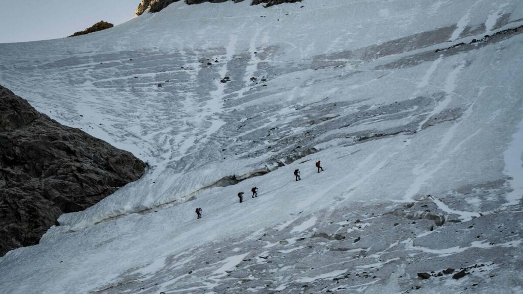 Los Alpes franceses tienen cada vez menos nieve y preocupa el futuro de sus puertos de montaña image oisans glaciar mont blanc mundo cambio OIXFWIRAPBEF5K5VC62VLCBNGE