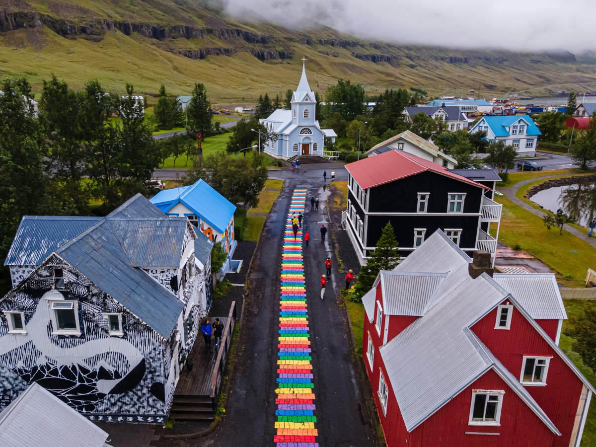 seydisfjordur_7e2142b6_240710161350_1200x900