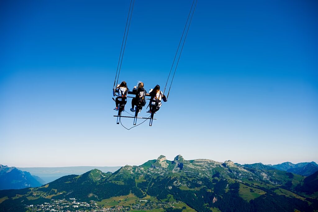 El columpio gigante sobre los Alpes que te hace sentir que vuelas a más de 2.100 metros de altura image 1080x720 cmsv2 50b86508 a331 5f6b 8701 bbc2cec01429 9848426