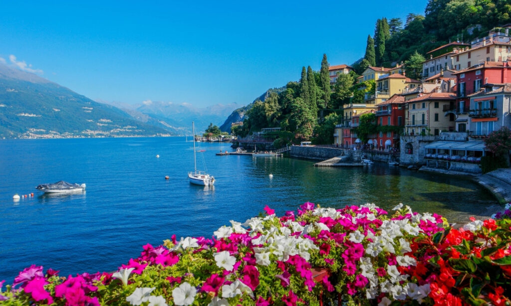 Un influencer saltó desde el balcón de un hotel al lago de Como y generó indignación en Italia image 2 1