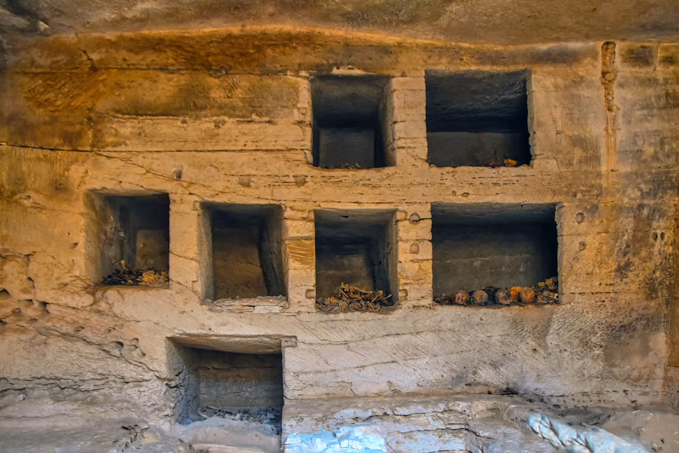 Descubren tumbas de 2.000 años y una antigua ciudad bizantina oculta en el desierto de Egipto image BUP56ANCSJGEXON4LFSBTZOQG4