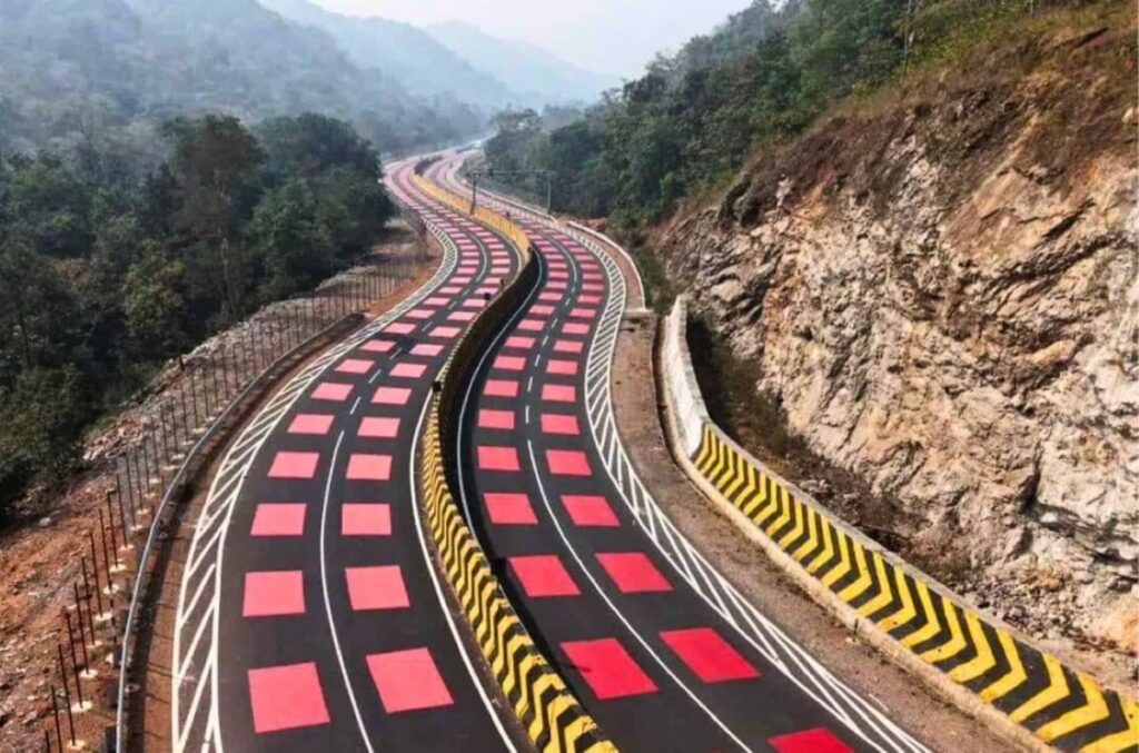 India pinta de rojo carreteras en reservas naturales para proteger a la fauna y reducir atropellos image India pinta de rojo carreteras en reservas naturales 3