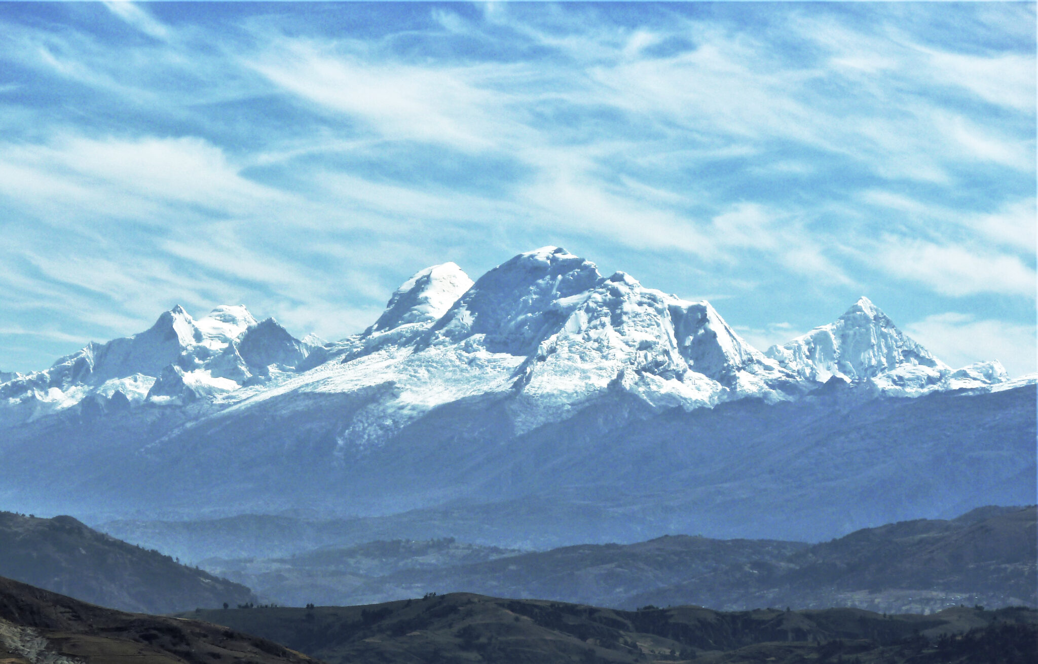 Nevado_Huascarán_(south_view) Nevado_Huascarán_(south_view)