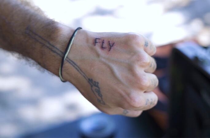 Se tatuó en plena caída libre y rompió un récord Guinness image TOKFWJLBGVF7JDTFPRSUA7FE34