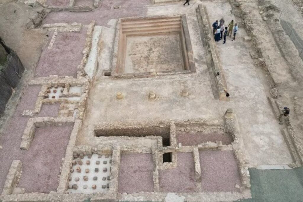 Descubren un enorme poblado prehistórico oculto junto a unas termas romanas en Italia image descubren en espana antiguas termas romanas las UMOZEHX7YVDULCTUE7W43ULBGM