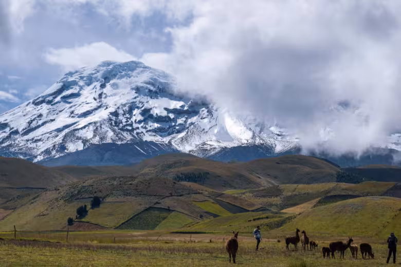 Un robot humanoide conquistó la montaña más alta de Ecuador y ahora apunta al Everest image el volcan chimborazo se encuentra en un area de JL55XDMMPNEW5OLZAZPOMMEQBA
