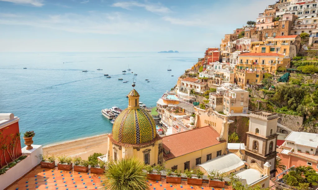 Eligieron el pueblo más bello del mundo y está en Italia: tiene playas, paisajes únicos y está cerca de Positano image 18bd71bc 970f 4ea2 beef 175ebc1e5da2