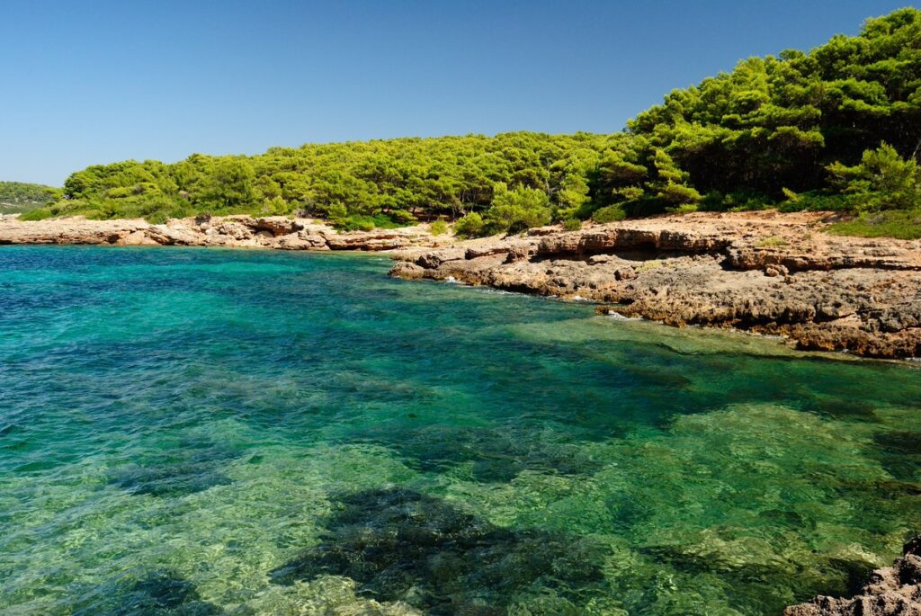 La isla griega que queda completamente vacía cada tarde image Gqu sbwX0AAFnHq