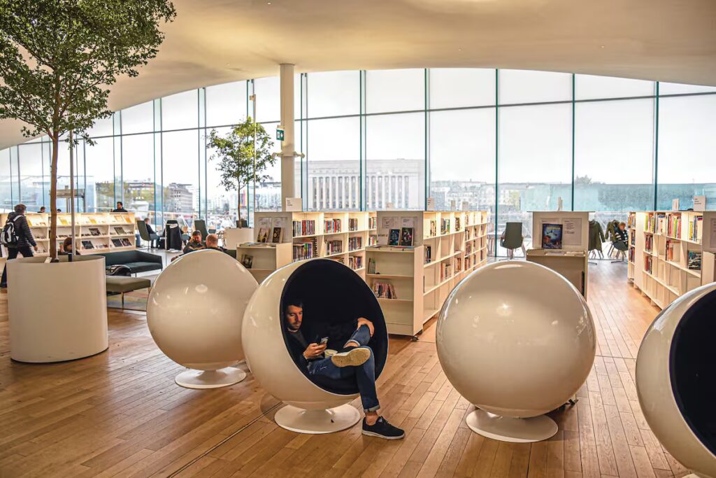 Finlandia y sus bibliotecas: mucho más que lugares para pedir prestados libros image en helsinki la capital de finlandia pais en el 2TZQYAIGMVAWZNTATR2OOCUZFE