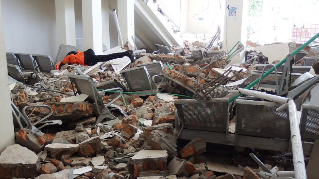 Terremoto de magnitud 7,7 en Indonesia: al menos 53 muertos, 135 heridos y miles de evacuados image f9414885cd28262d6cd01dc6a7ff6c4738e60462