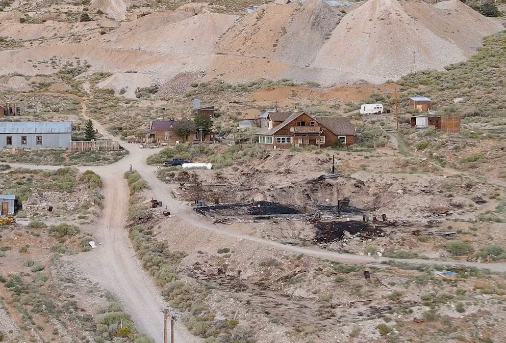 Compró un pueblo fantasma por una apuesta y terminó viviendo allí durante seis años image EFFJUPY2TBBMVCOZH4VVLVNUJY