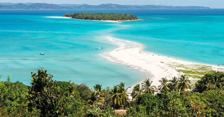 Vivir en una isla de Madagascar: buscan voluntarios para proteger sus arrecifes image images 2026 10 02T103422.900