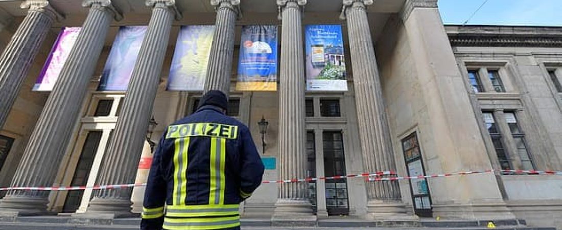 21433930-7722255-image-a-12_1574675419797