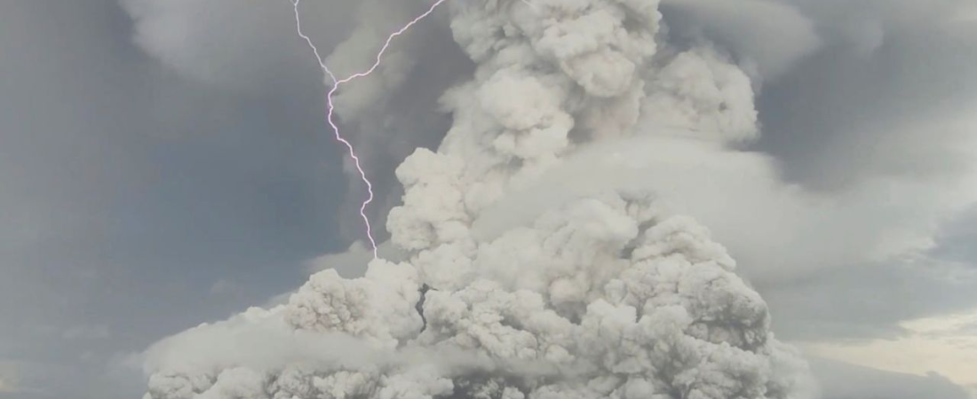 230106153835-01-lightning-report-tonga-volcano-buffalo-climate