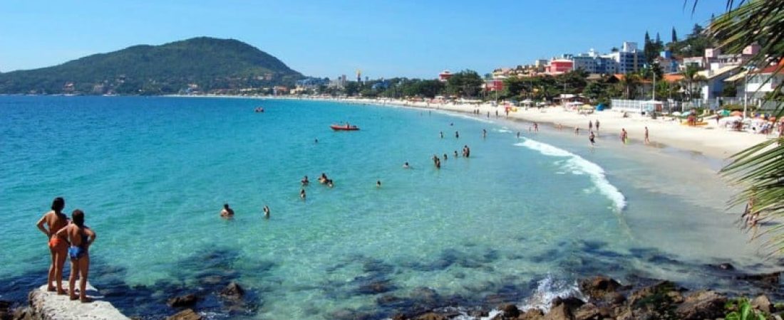 5 nuevas playas de Brasil recibirán la certificación internacional Bandera Azul como reconocimiento a la sostenibilidad ambiental