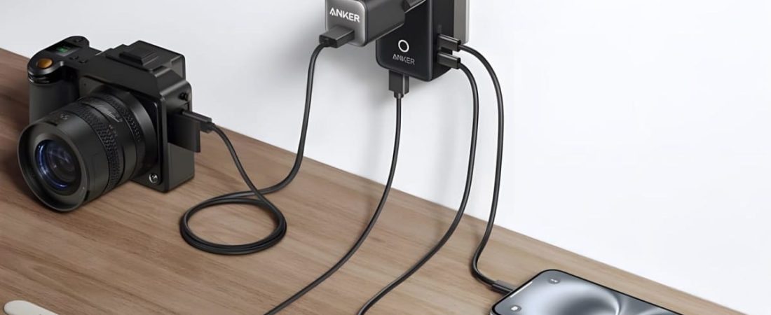 Adaptador-de-viaje-Anker-Nano-compatible-en-mas-de-200-paises-intriper.jpg